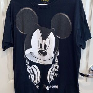 Retl$50 LG Disney Black Mickey Mouse T-Shirt mens